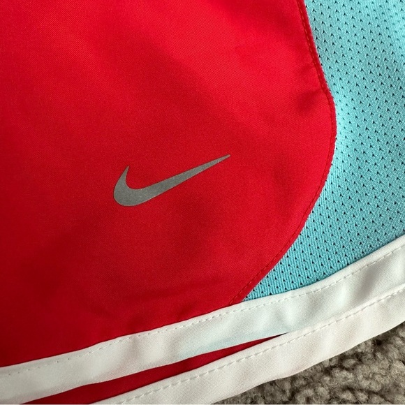 Nike Short Womens Size L Dri-Fit Active Running - Picture 4 of 10